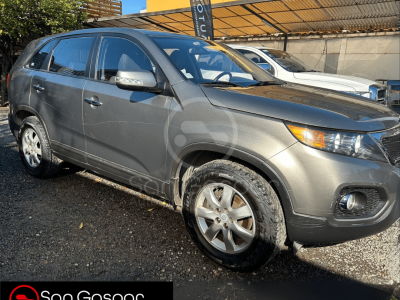 KIA SORENTO 2011