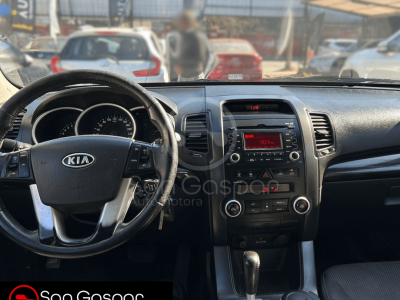 KIA SORENTO 2011