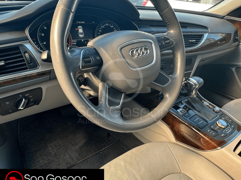 AUDI A-6 FSI 2013