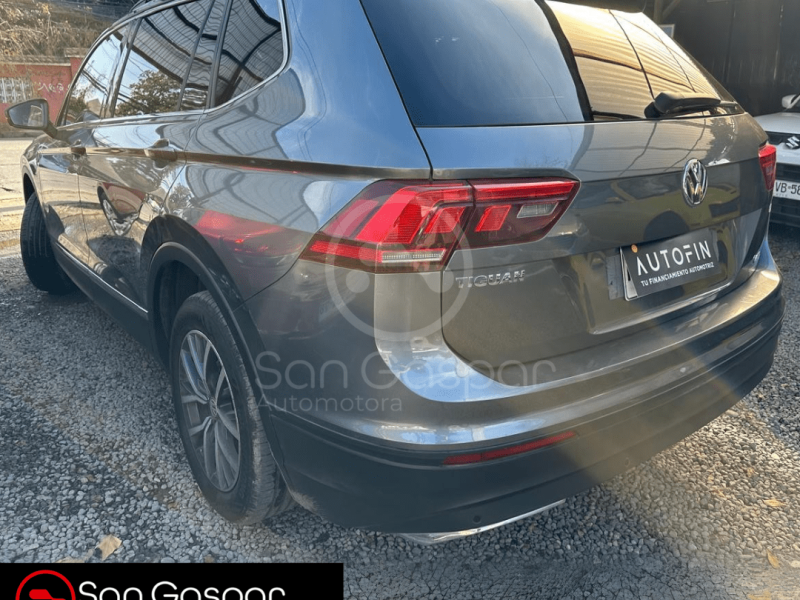 VOLKSWAGEN TIGUAN TSI 2019