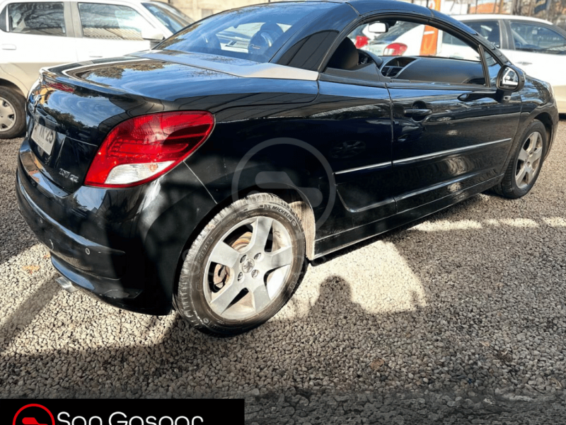 PEUGEOT 207 SPORT 2011