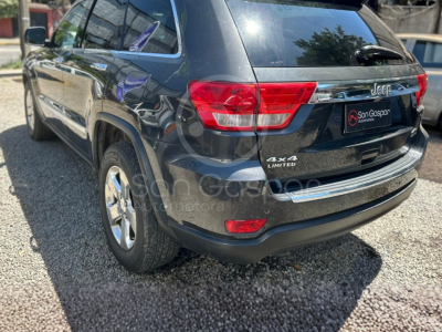 JEEP GRAND CHEROKEE LIMITED 2011