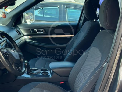 FORD EXPLORER XLT 2018