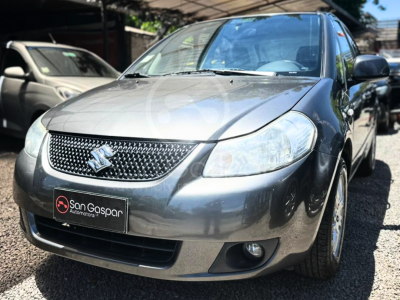 SUZUKI SX4 GLX 2012