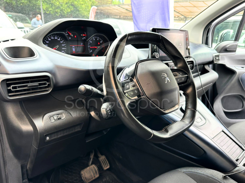 PEUGEOT RIFTER BlueHDi 2022