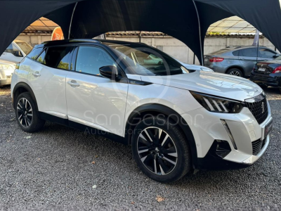 PEUGEOT 2008 GT BlueHDi 2022