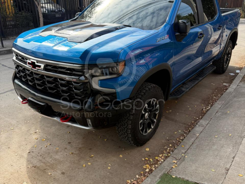 CHEVROLET SILVERADO 2024