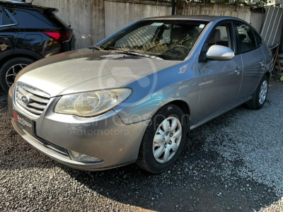 HYUNDAI ELANTRA GLS 2011