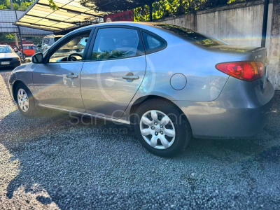 HYUNDAI ELANTRA GLS 2011