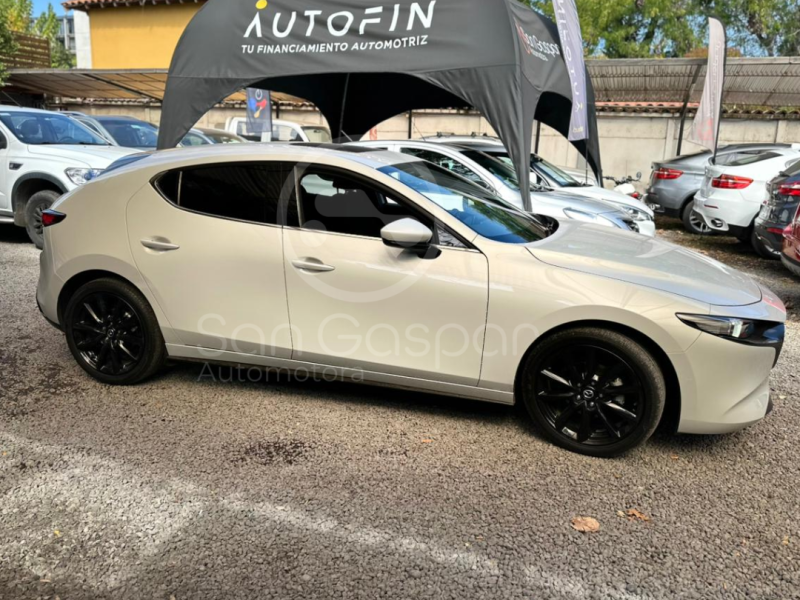 MAZDA 3 SPORT 2024