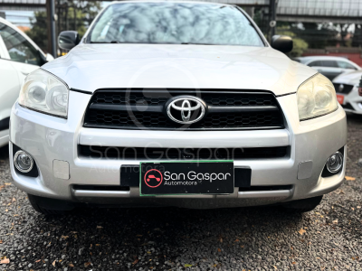 TOYOTA RAV4 2010
