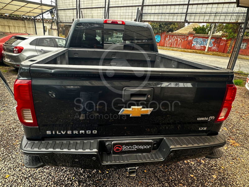 CHEVROLET SILVERADO LTZ 4WD 5.3 2019