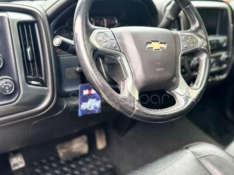 CHEVROLET SILVERADO LTZ 4WD 5.3 2019