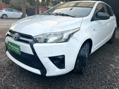 TOYOTA YARIS SPORT GLE 2015