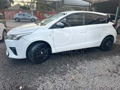 TOYOTA YARIS SPORT GLE 2015