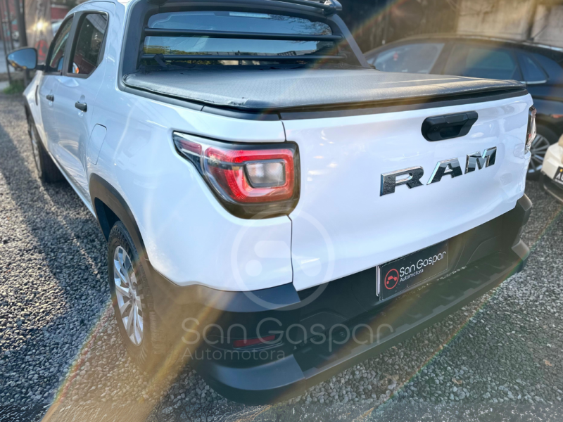 RAM 700 SLT 2023