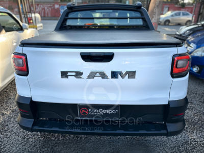 RAM 700 SLT 2023
